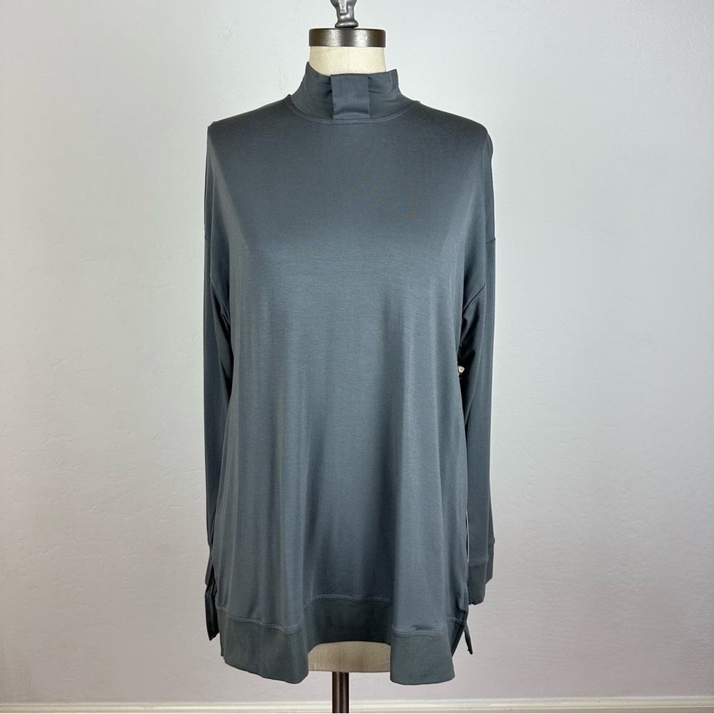 NWT Double D Ranch Stretch-Knit Top